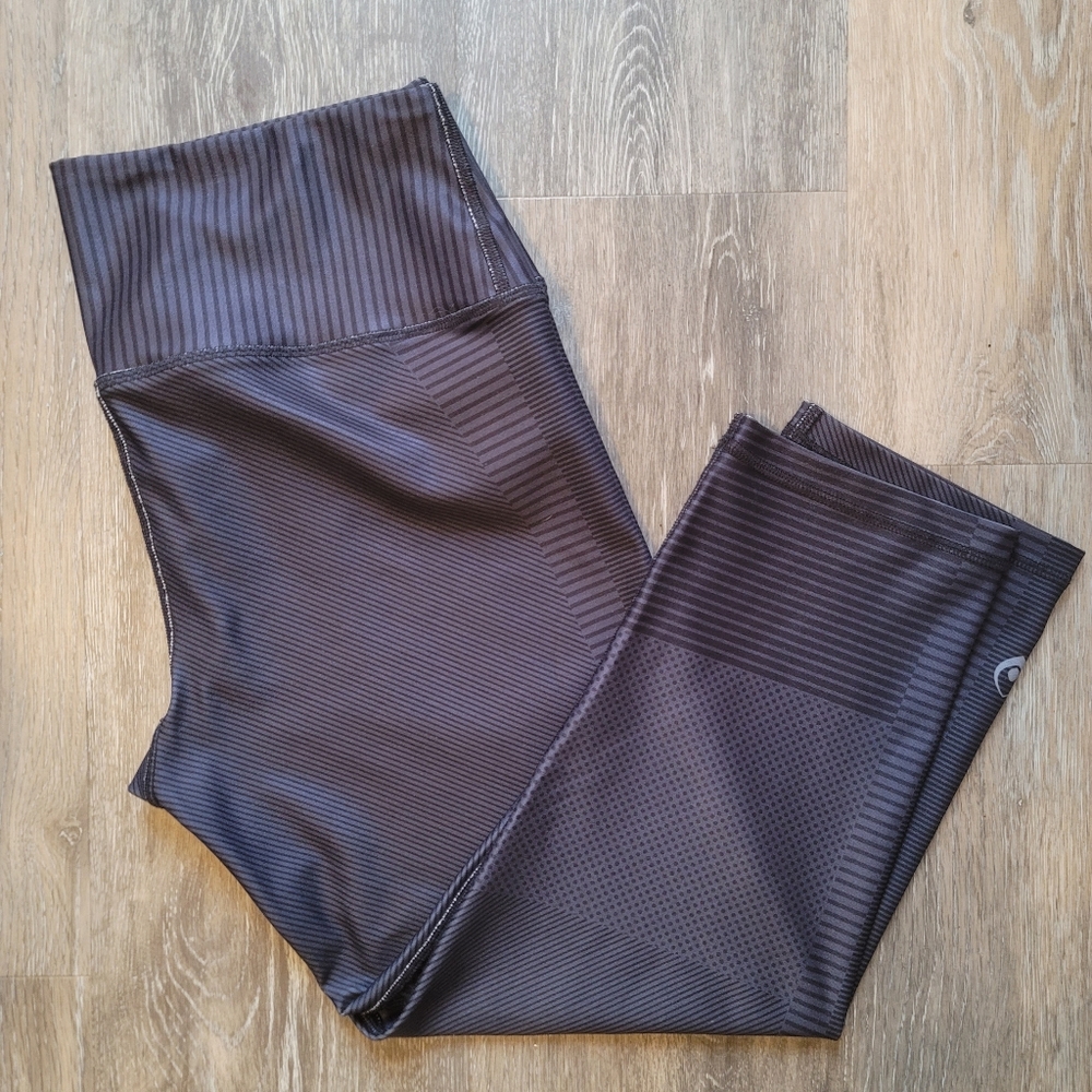 My Inner Fire Moto Sport Crop Capri Yoga Leggings Large 10 NWOT